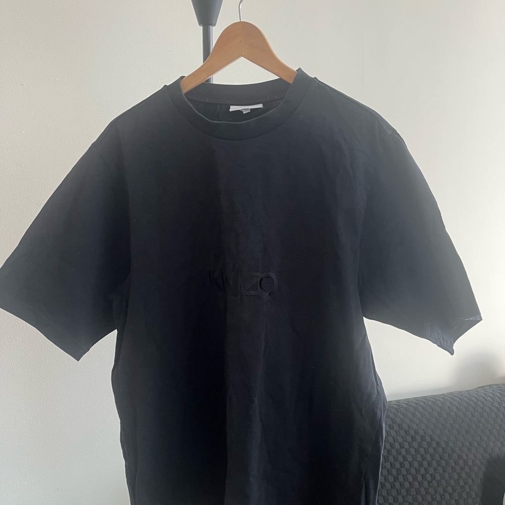 Kenzo Black Short Sleeve Tee with Subtle Embroidered Logo